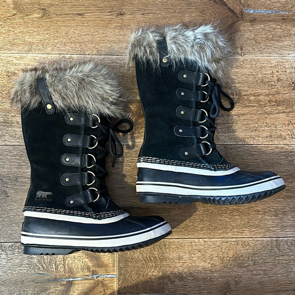 SOREL JOAN OF ARCTIC WOMEN'S WATERPROOF BOOT SIZE 7.5